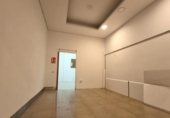 Local comercial en venta con 94m² en Badajoz, en la zona de San Roque, Calle Trasera Colón foto