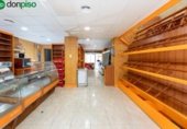 Local comercial en venta con 90m² en Granada, Calle Real de Málaga foto