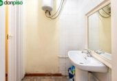 Local comercial en venta con 90m² en Granada, Calle Real de Málaga foto