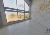 374m² entrepôt industriel pour vente à Madrid, dans le quartier de Bellevue, calle secoya, 28054 photo