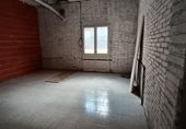 Local comercial en venta con 102m² en Pineda de Mar, Carrer de la Guàrdia foto