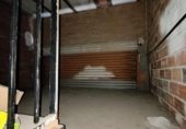 Local comercial en venta con 102m² en Pineda de Mar, Carrer de la Guàrdia foto