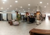 Local comercial en venta con 253m² en Santiago de Compostela, en la zona de Cornes foto