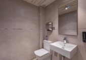 313m² bureaux pour vente à Grenade, dans le quartier de Albayda, Calle de Yerbagüena photo