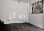 70m² locaux commerciaux pour vente à Malaga, dans le quartier de Haza Cuevas, Calle Capitán Muñoz Lozano photo