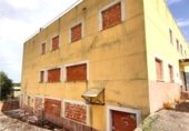 893m² building for sale in Escalona, calle castillo de almansa, 45910 photo