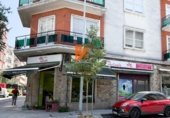 Local comercial
en venda
amb 90m² a Santiago de Compostel·la, a la zona de Cornes, Rúa da República Arxentina foto