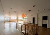 Local comercial en venta con 365m² en Santiago de Compostela, en la zona de O Cotaredo, Rúa das Fontiñas foto