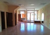Local comercial en venta con 305m² en A Estrada, PO-2003 foto