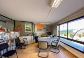175m² office for sale in Santiago de Compostela, in the area of Cornes, Avenida Romero Donallo photo