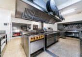 Restaurante en venta con 591m² en Cerdanyola del Vallès, Avinguda de la Flor de Maig foto