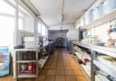 Restaurante en venta con 591m² en Cerdanyola del Vallès, Avinguda de la Flor de Maig foto