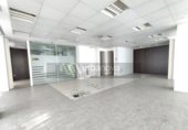 Local comercial en alquiler con 145m² en Logroño foto