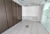 Local comercial en alquiler con 145m² en Logroño foto
