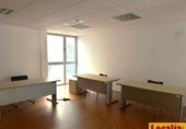 Oficina en alquiler con 99m² en Santander, Calle Río Danubio foto