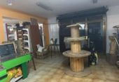 135m² commercial premises for sale in Ripollet, Centre photo