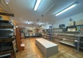 135m² commercial premises for sale in Ripollet, Centre photo