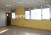 375m² commercial premises for sale in Onteniente, photo