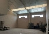 265m² warehouse industrial for sale in Colmenar Viejo photo