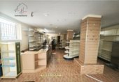 Local comercial en alquiler con 200m² en Villares de la Reina foto