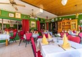 300m² restaurant pour vente à Torrevieja, Urbanización Villa Sol photo