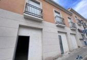 204m² commercial premises for sale in Ontígola, calle mayor, 45340 photo