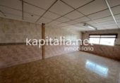603m² warehouse industrial for sale in Játiva, Calle Ronda de la Séquia de la Vila photo