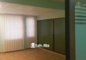 286m² commercial premises with tenants for sale in Seville, in the area of La Buhaira photo