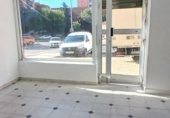50m² locaux commerciaux pour location à Fuenlabrada, dans le quartier de La Serna photo