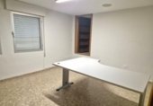 185m² office for sale in Badajoz, in the area of San Roque photo