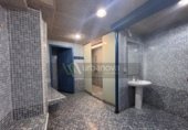 322m² commercial premises for sale in Logroño photo