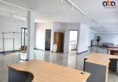 220m² bureau pour location à Valladolid, dans le quartier de Polígono Argales photo