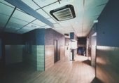 57m² locaux commerciaux pour vente à Cadix, centro, calle ancha photo