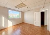 Oficina en venta con 94m² en Majadahonda, Calle Virgen de Loreto foto