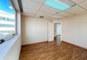 Oficina en venta con 94m² en Majadahonda, Calle Virgen de Loreto foto