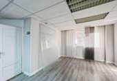 Oficina en venta con 94m² en Majadahonda, Calle Virgen de Loreto foto
