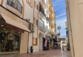 Local comercial en venta con 49m² en Benalmádena, Calle Manantial foto