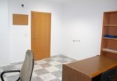 Local comercial en venta con 432m² en Benidorm, Calle Maravall foto