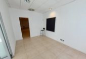 Local comercial en venta con 251m² en Carcagente, avenida germanias foto