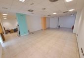 Local comercial en venta con 251m² en Carcagente, avenida germanias foto