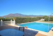 520m² bar for sale in Estepona photo