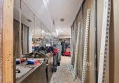 220m² commercial premises for sale in Alicante photo