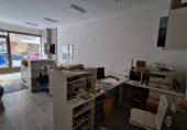 455m² commercial premises industrial for rent in León, in the area of Center, Avenida Suero de Quiñones, 17 photo