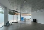 Local comercial
en lloguer
amb 1200m² a Albacete, a la zona de Indústria foto