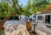  restaurant for sale in Loja photo