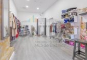 Local comercial en venta con 52m² en Badajoz foto