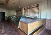 130m² commercial premises for rent in Badajoz photo