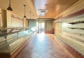130m² commercial premises for rent in Badajoz photo