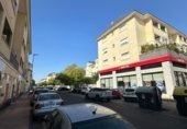 130m² commercial premises for rent in Badajoz photo
