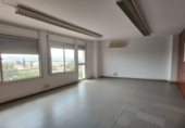 144m² office for rent in Barberà del Vallès photo